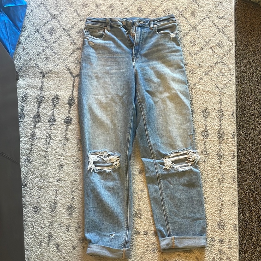 American Eagle Mom Jeans